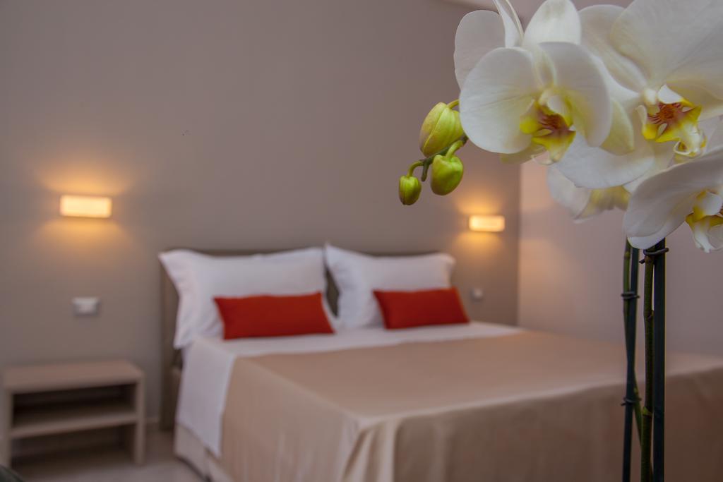 Acquamarina B&b Porto Cesareo Bagian luar foto